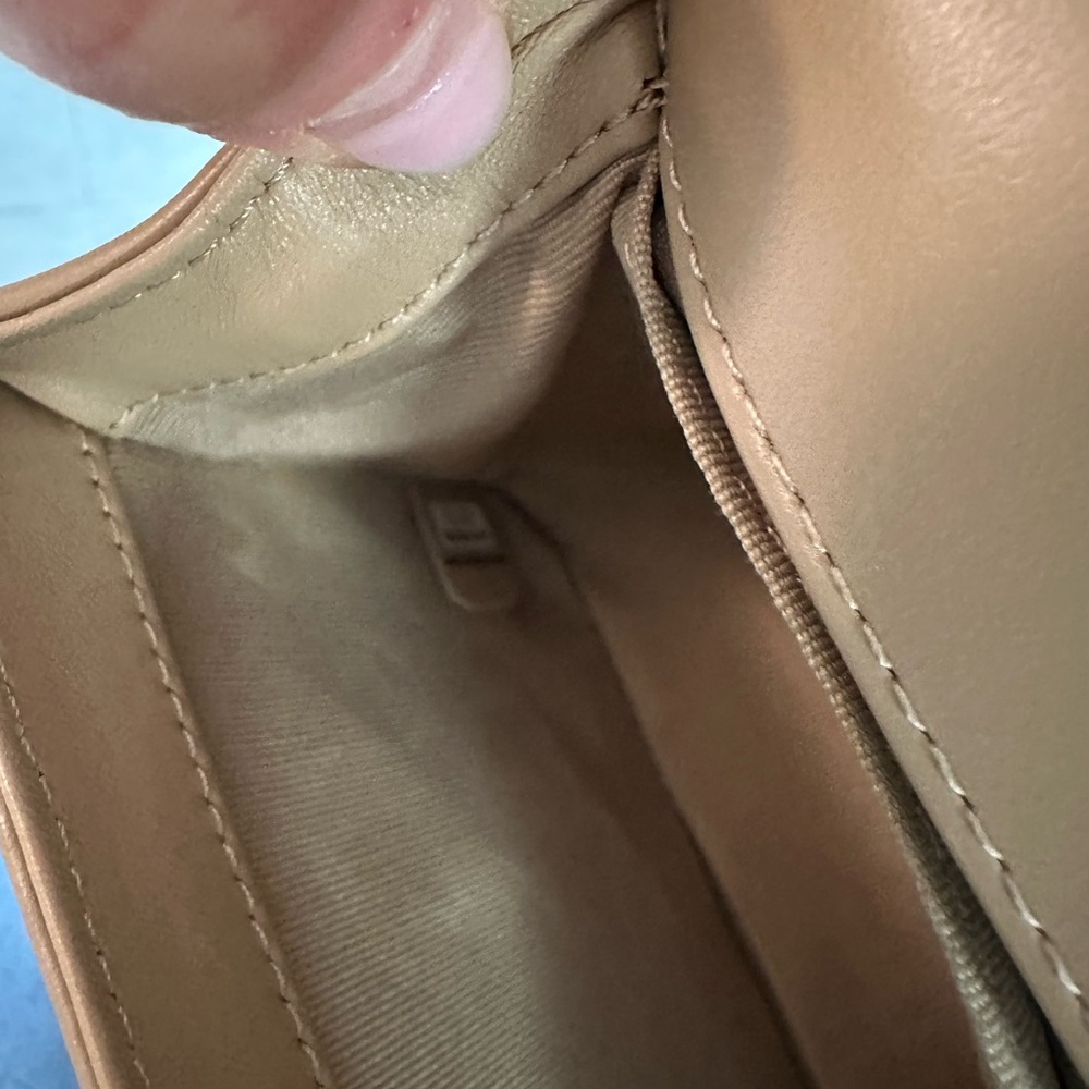 CHANEL Beige Quilted Boy Flap Bag with Gold Hardware - Picture 3 of 11